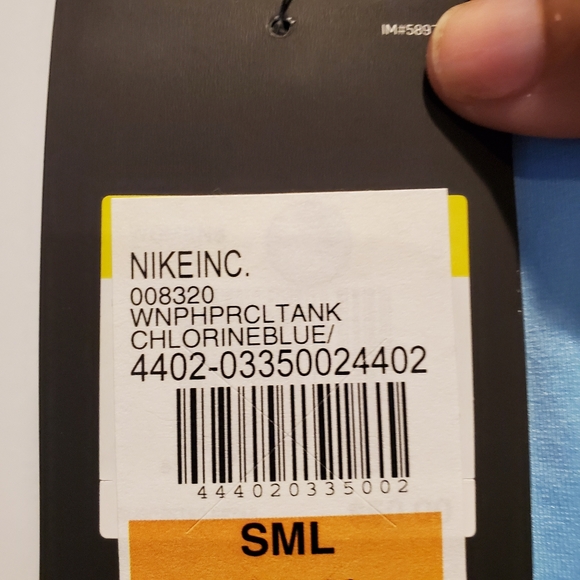 Nike Pro Hypercool Tank - Picture 6 of 6